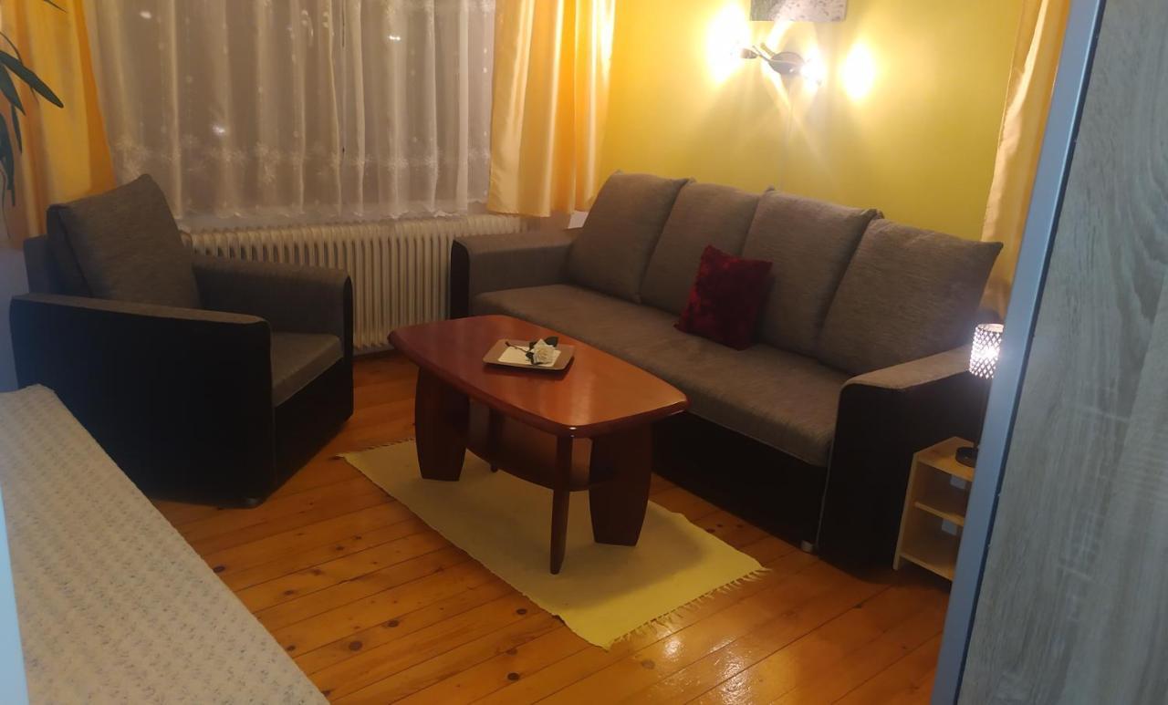 Katka A Martin Samostatny Apartman S Vlastnym Vchodom Liptovský Mikuláš المظهر الخارجي الصورة